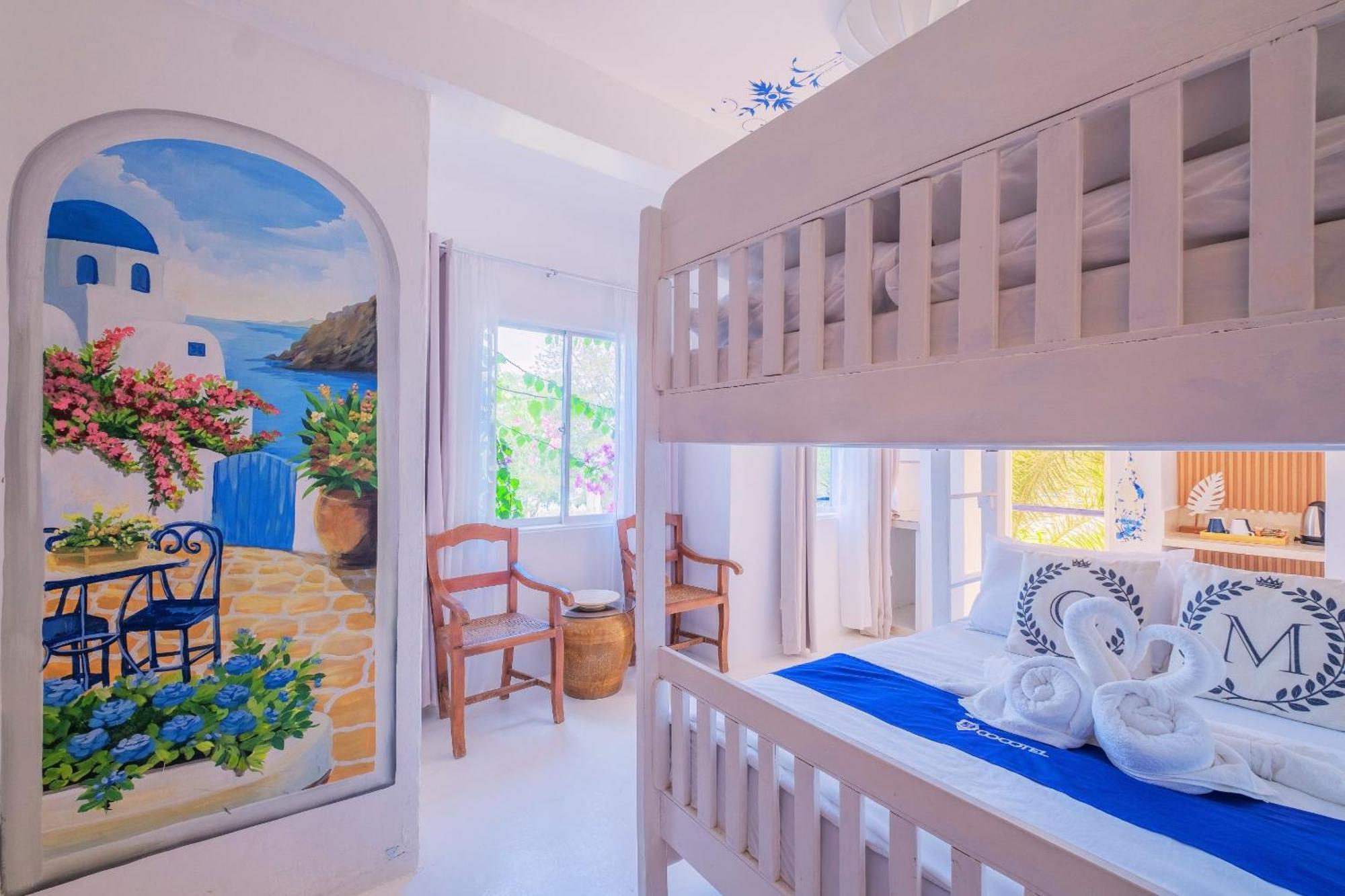 Club Monet Beachfront Resort By Cocotel Cabangan Værelse billede